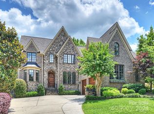 707 Sainte Rose Ln, Charlotte, NC 28226
