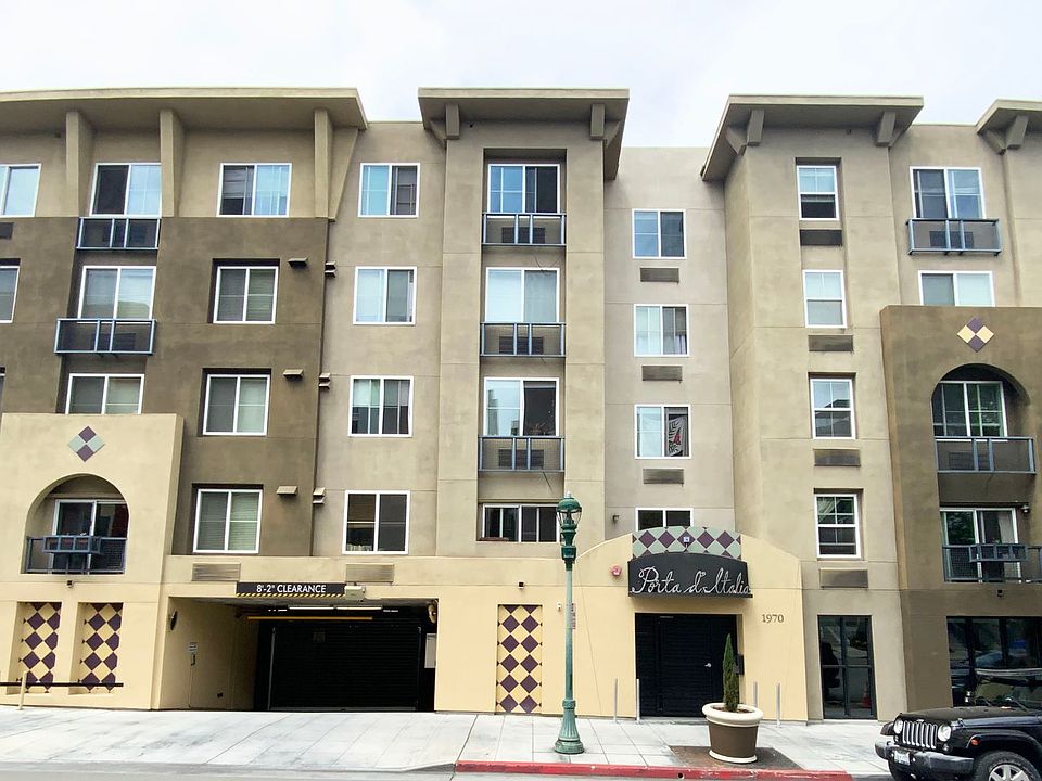 1st image of 1970 Columbia St Unit 315
