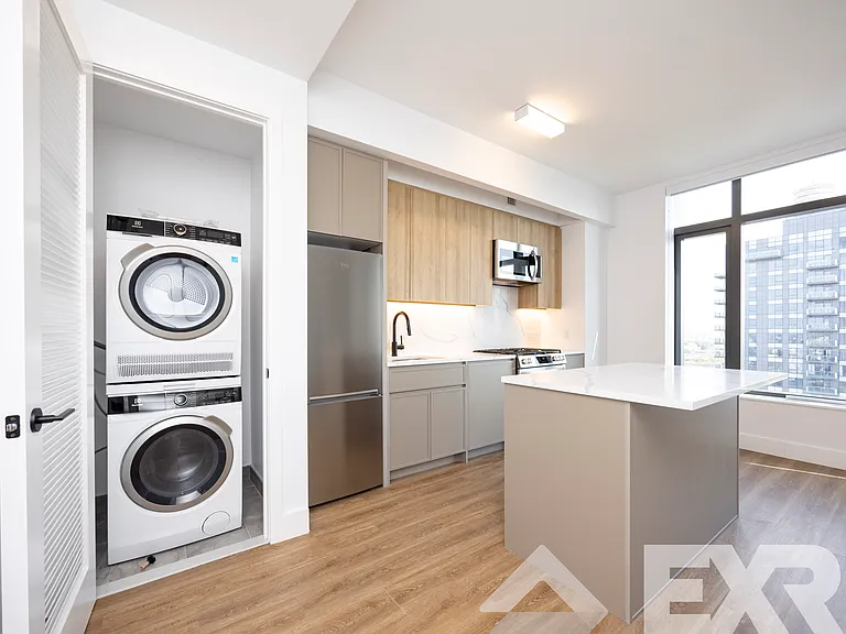 2230 Cropsey Ave #1010 — Photo 1