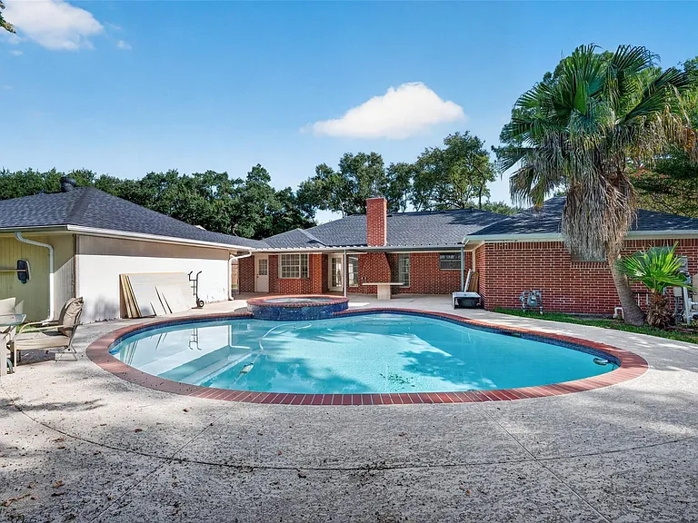 3910 Chile Dr — Photo 46