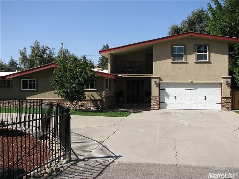 1st image of 8333 N Bennett Dr
