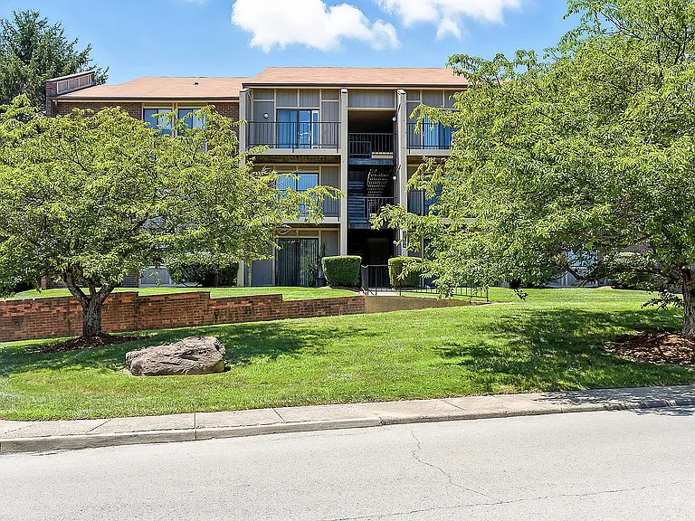Boulder Creek Apartments