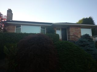 1822 28th Ave W, Seattle, WA 98199