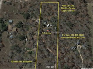 985 Woodland Hills Rd, Poteet, TX 78065