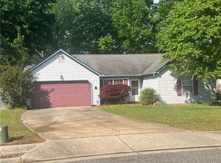 32 George Ct, Hampton, VA 23663