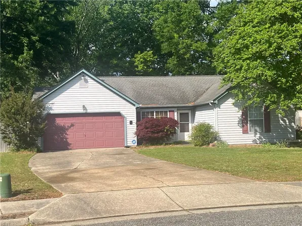 32 George Ct, Hampton, VA 23663