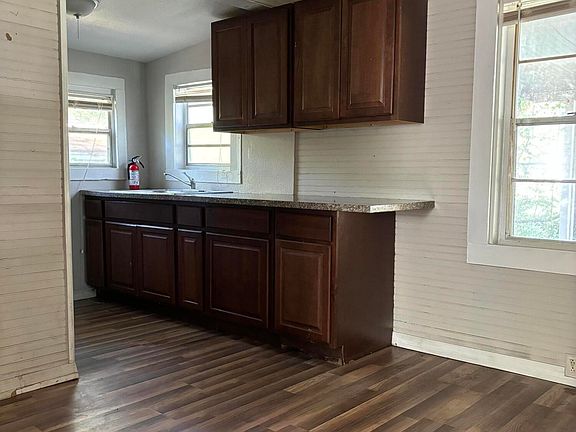 3rd image of 2617 W 30TH Street