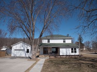 318 E Walnut St, North Freedom, WI 53951