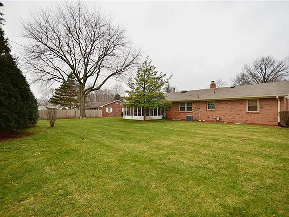 5th image of 1821 E Crossman Dr