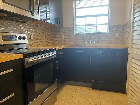 3rd image of 2624 SE 21st Ct #206-B