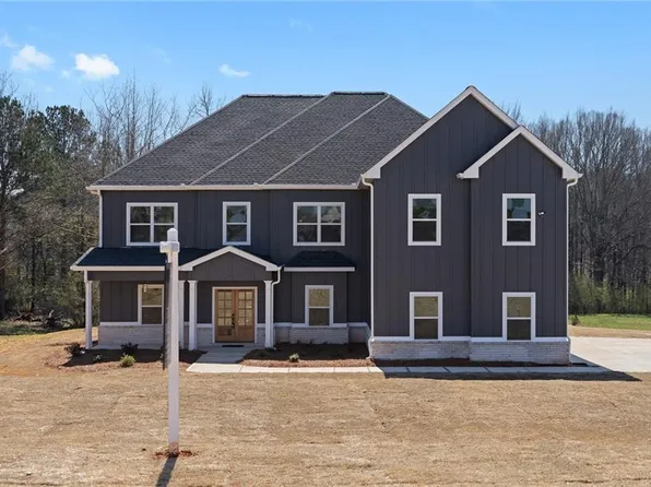 115 River Meadow Ln, Social Circle, GA 30025