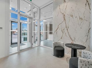 8415 Granville St #305, Vancouver, BC