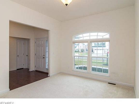 2nd image of 5194 Sun Meadow Dr