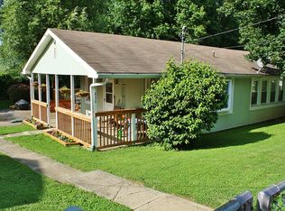 636 Bounds Cir, Westover, WV 26501