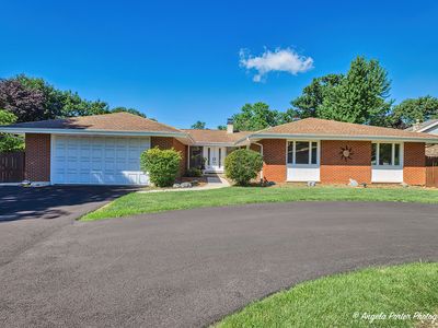 415 E Walnut St, Roselle, IL, 60172