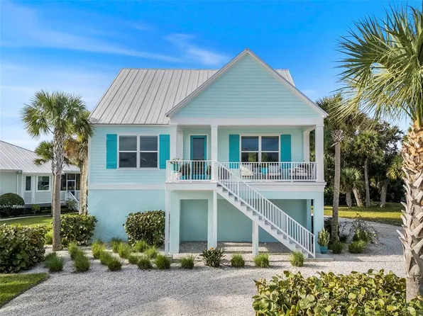 622 Riverside Landing Dr, Oak Hill, FL 32759