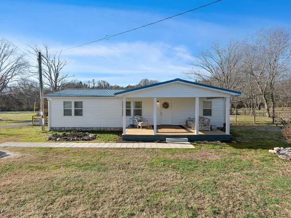 141 Mount Vernon Rd, Bethpage, TN 37022