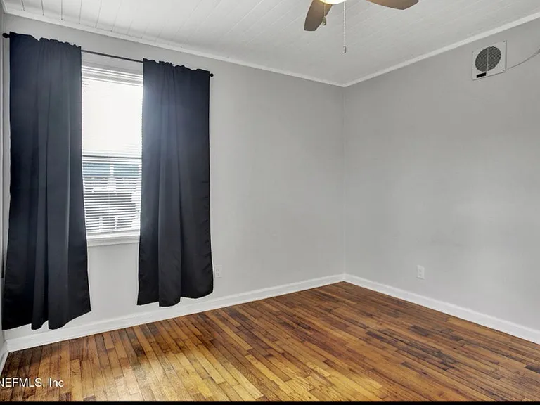 315 15th Ave N #1 — Photo 6