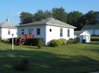 1029 W Division St, Galva, IL 61434