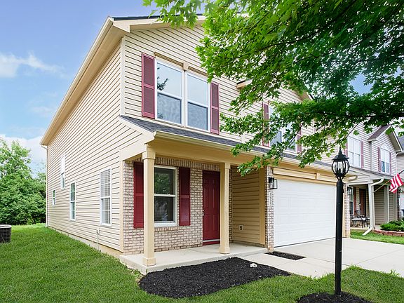 2nd image of 3925 Candle Berry Dr