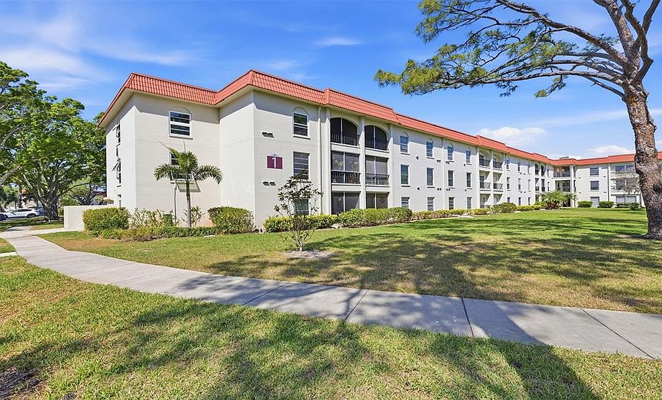 1st image of 2700 Bayshore Blvd APT 1307