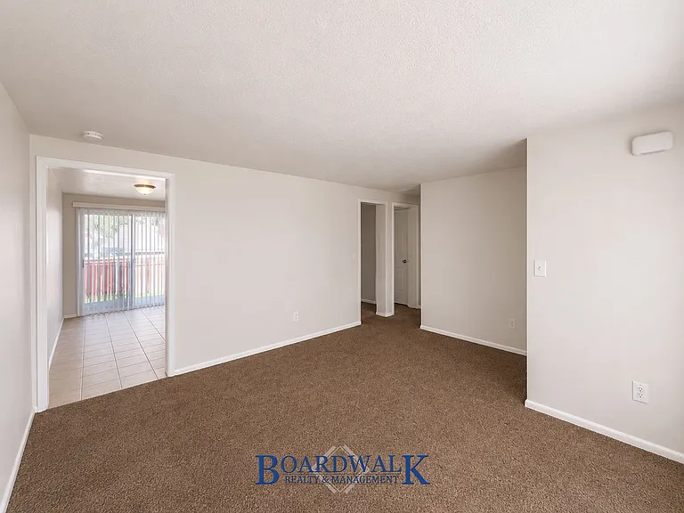 3549 S Colby Ave — Photo 5