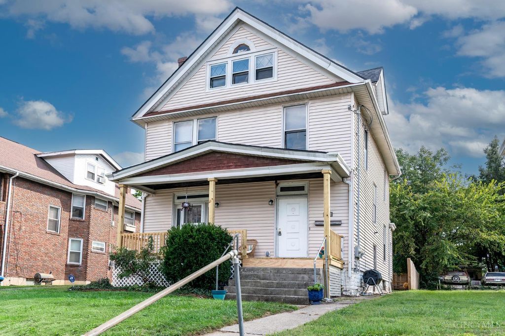 Real estate listing image