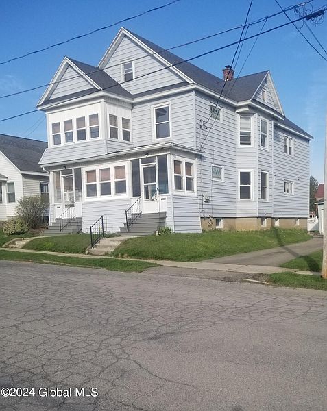 2nd image of 17 Pleasant Ave