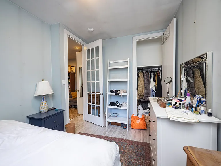 352 Hooper St #1R — Photo 6
