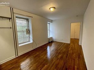 230 W 82nd St #B1, New York, NY 10024