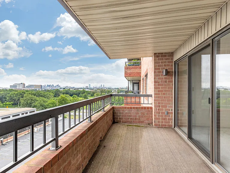 3920 Mystic Valley Pkwy #9 — Photo 13