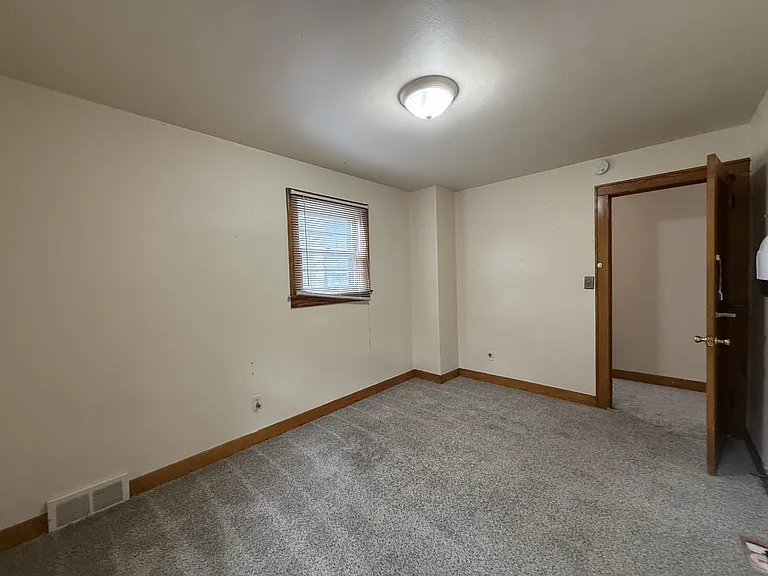 1514 Golden Ave — Photo 14
