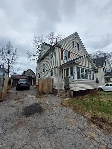 132 Avis St Photo 1