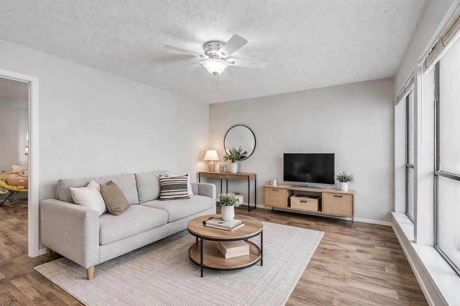 3115 Helms St Apt 210 — Photo 1