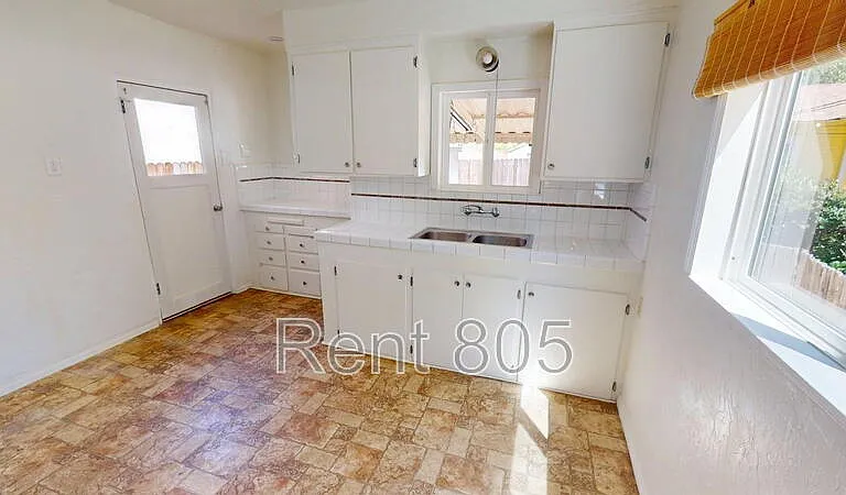 9128 Nye Rd — Photo 8