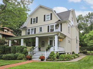 557 Ridgewood Rd, Maplewood, NJ 07040