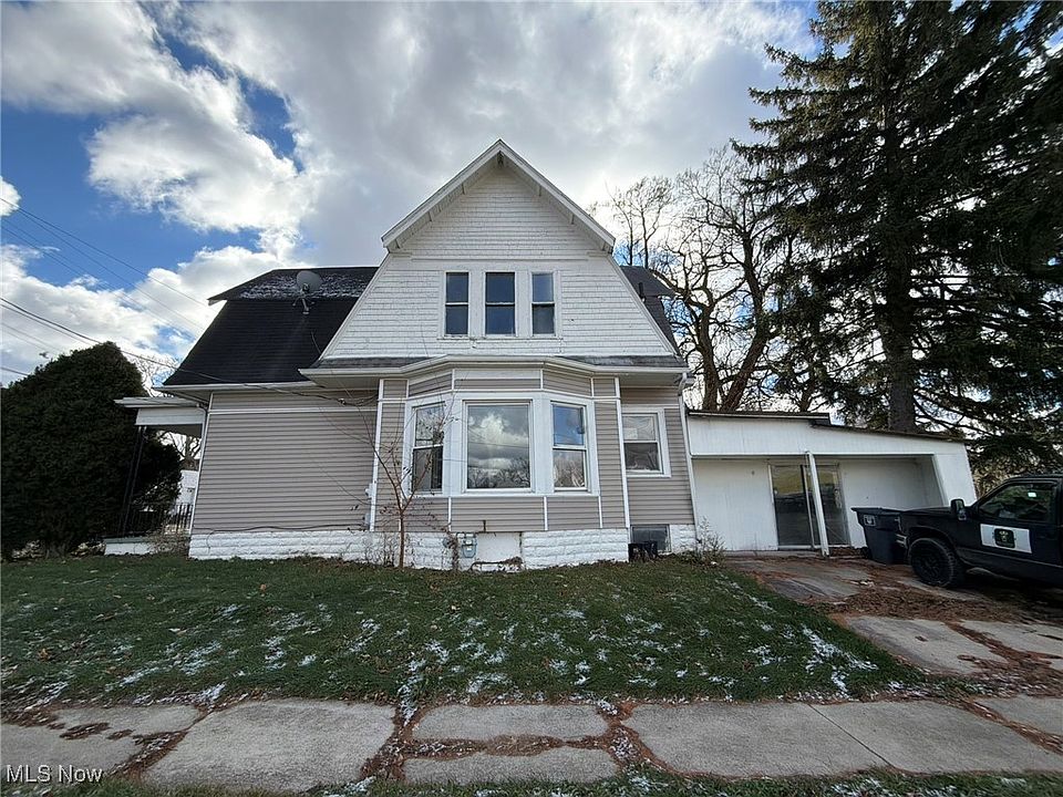 1st image of 431 N Metcalf St