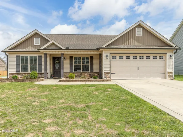 722 Radiant Drive, Jacksonville, NC 28546