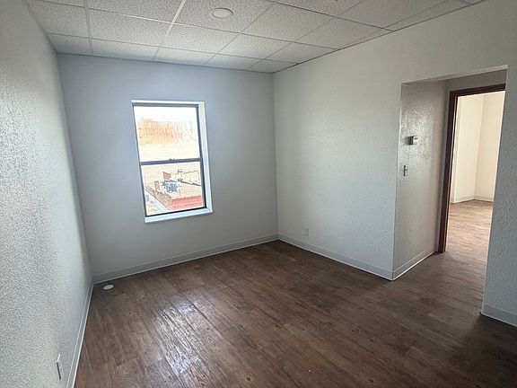 5th image of 1109 Central Ave #6