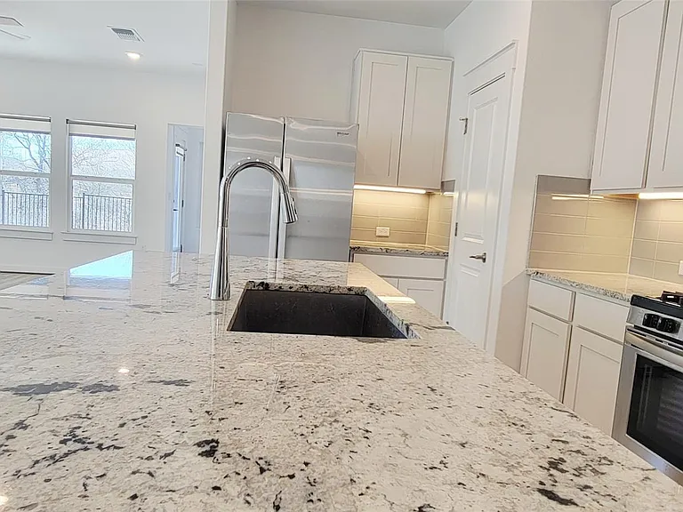 7606 Pewter Luster Bnd — Photo 6