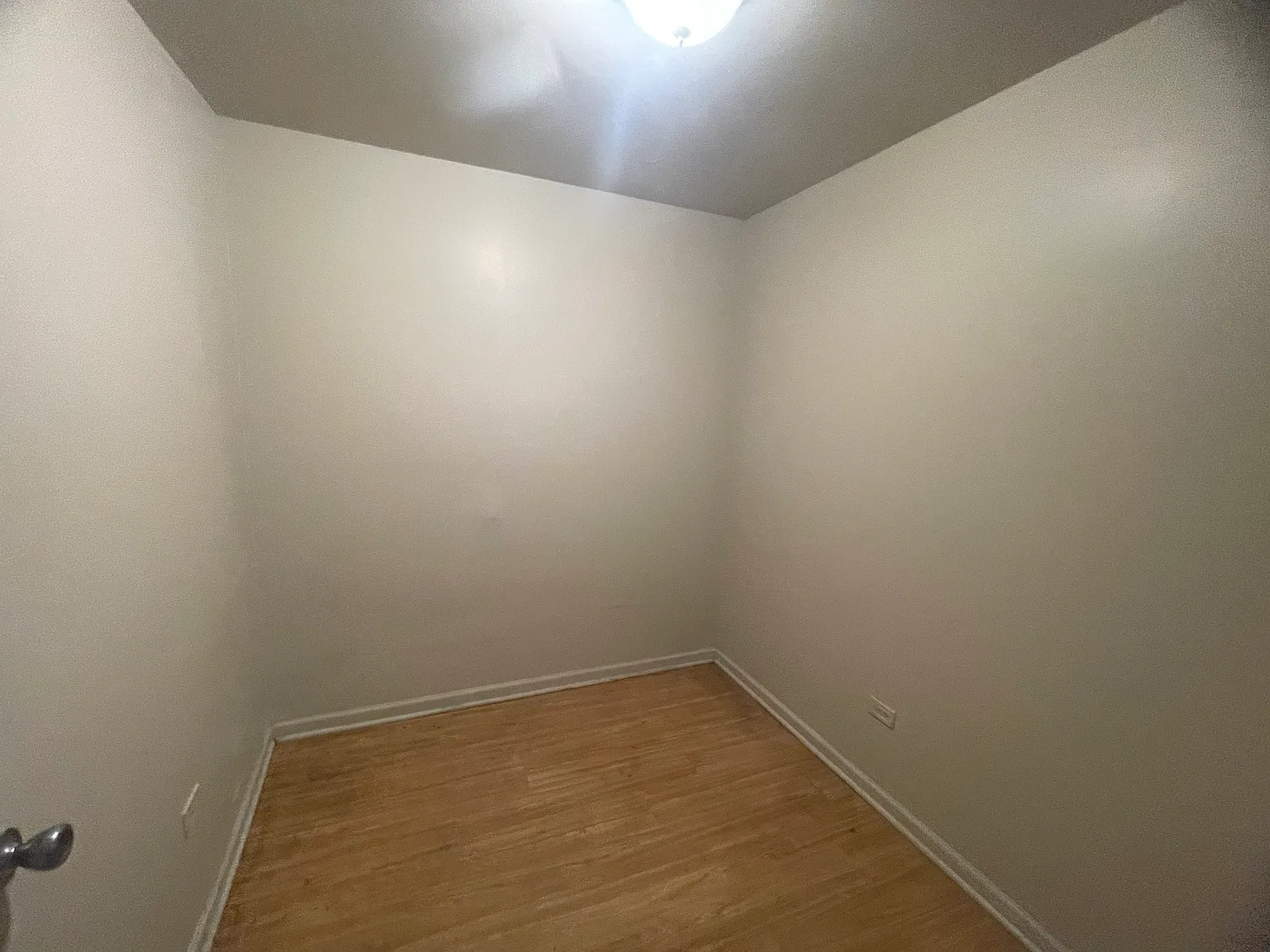 1 bed, $900 — Photo 3