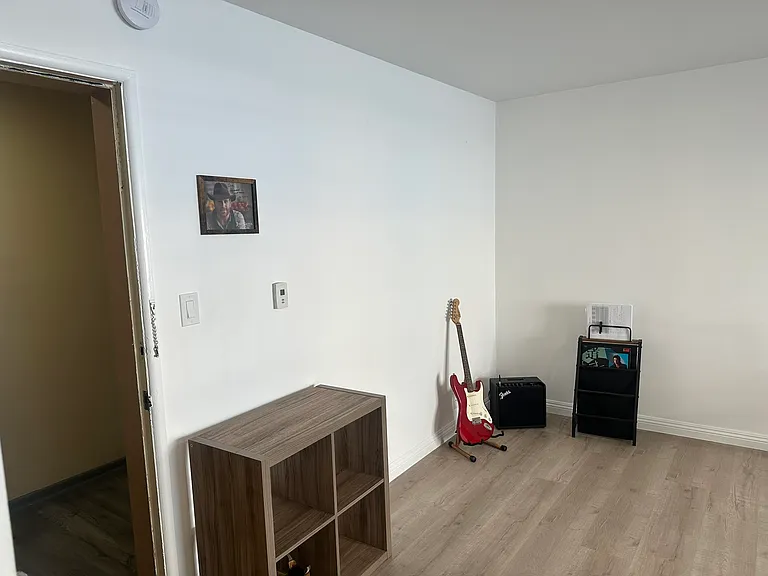 8616 Holloway Dr #106 — Photo 3