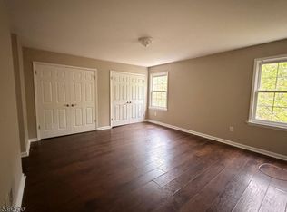 139 Inslee Pl APT 1, Elizabethport, NJ 07206