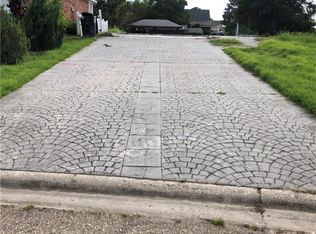 214 Constellation Dr, Slidell, LA 70458