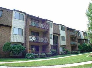 910 Edison Glen Ter, Edison, NJ 08837