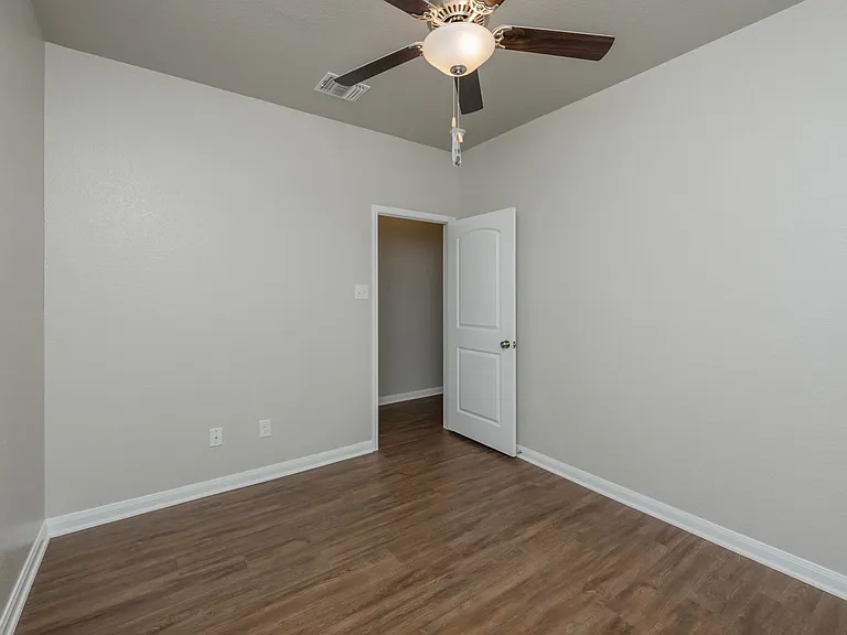 1515 Case Rd — Photo 44