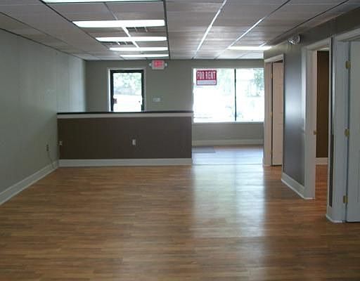 4th image of 731 W Michigan Ave