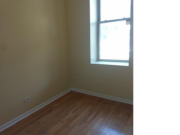 4th image of 2946 W Lexington St #2