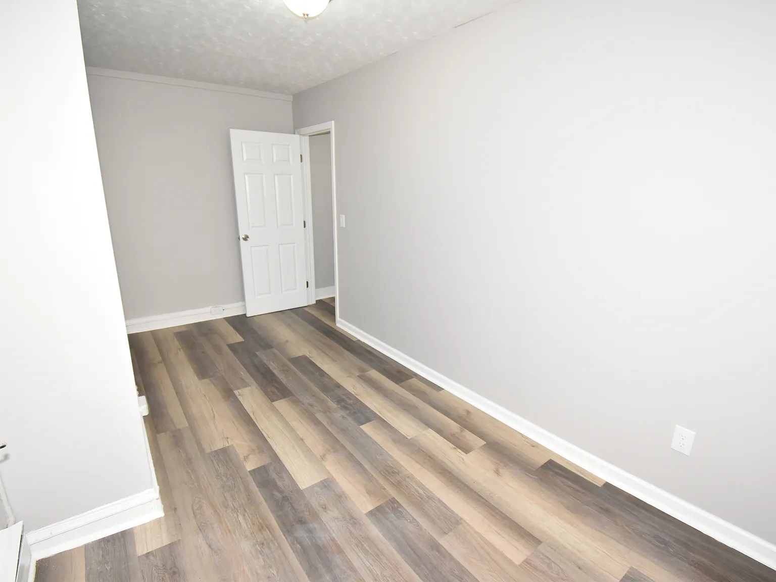 720 Littlestown Pike — Photo 4
