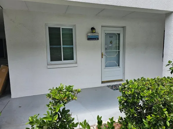 2060 Marilyn St APT 110, Clearwater, FL 33765